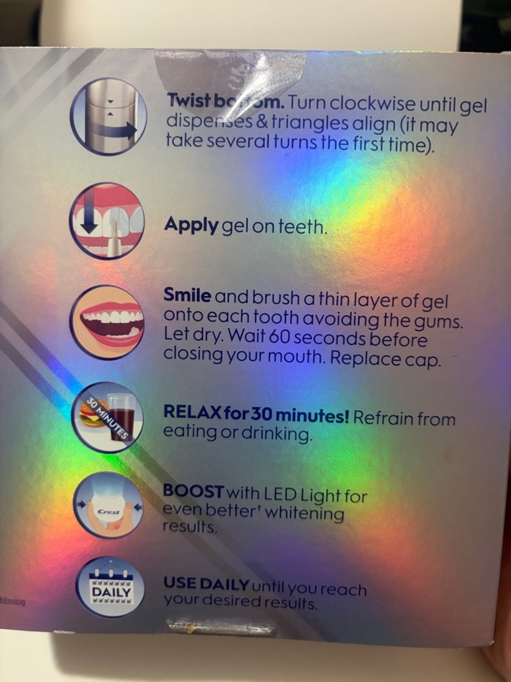 Crest 3D White Whitening Pen + LED Light - Silver Holographic - Picture 2 of 3